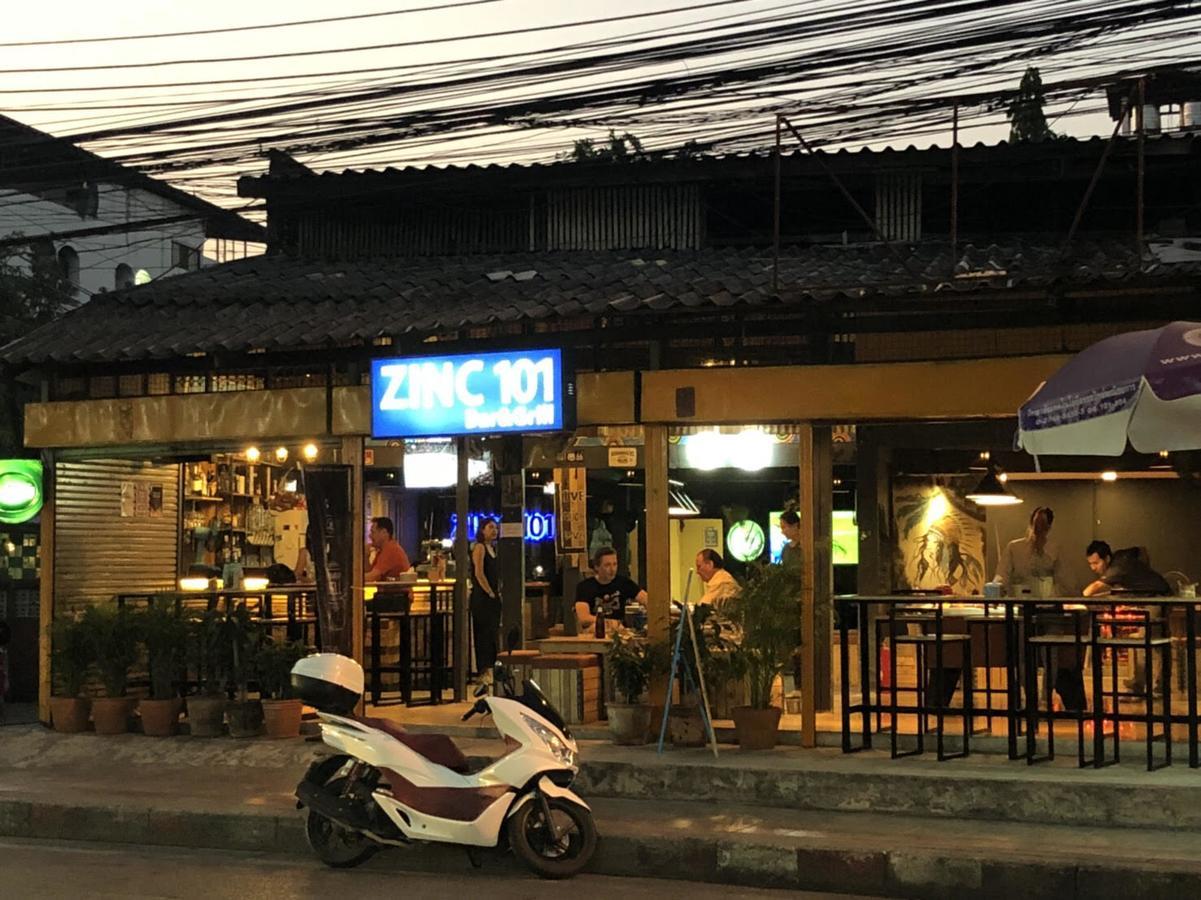 WJ Hostel Bangkok Buitenkant foto