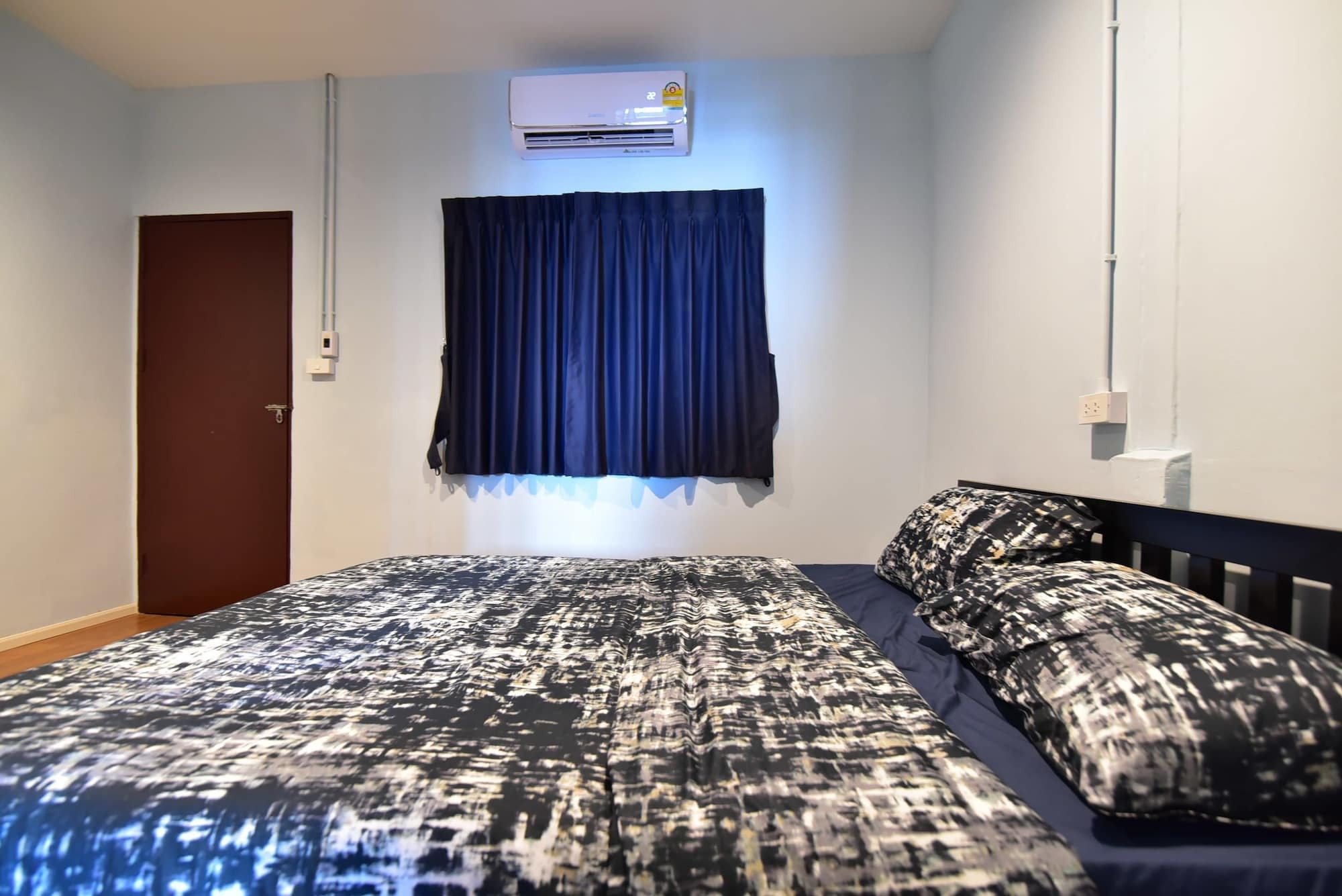 WJ Hostel Bangkok Buitenkant foto